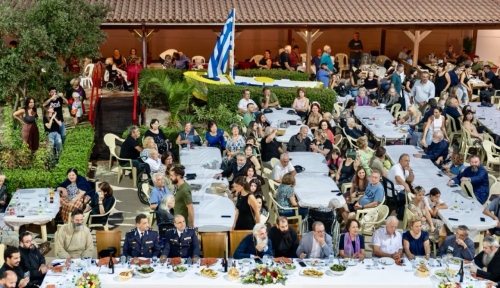 Εκδήλωση ζεστής αγκαλιάς και αγάπης στη Μονάδα Φροντίδας Ηλικιωμένων της Ιεράς Αρχιεπισκοπής Κρήτης